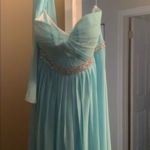 Prom dress with shoes and purse
